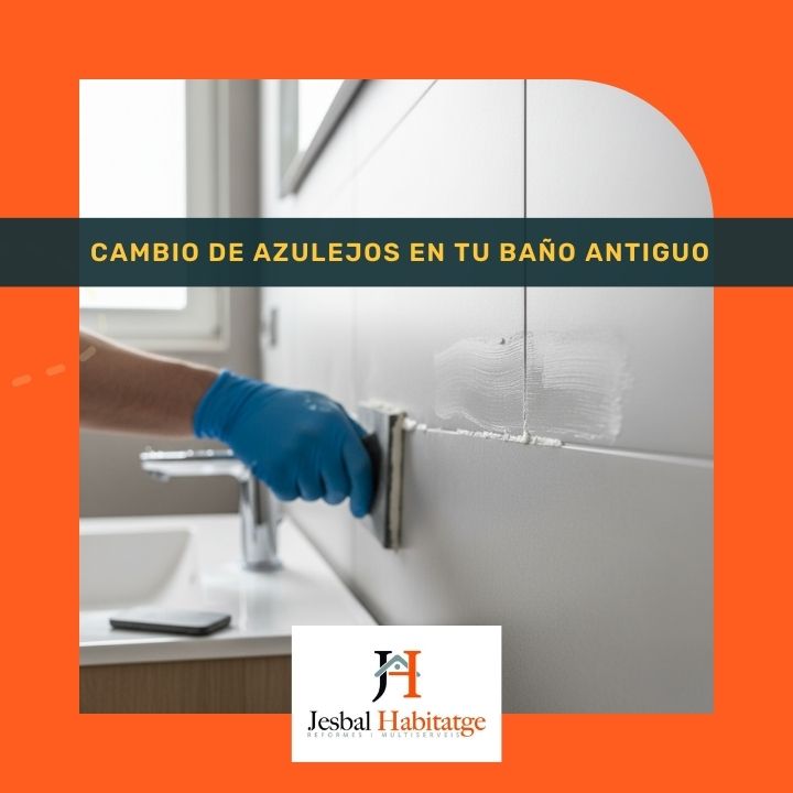 en una reforma de baño en gandía, cambiando los azulejos del antiguo baño