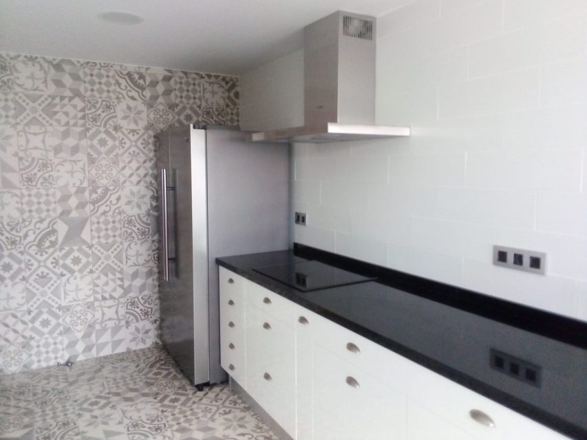 reforma completa de cocina en gandia - jesbal habitatge